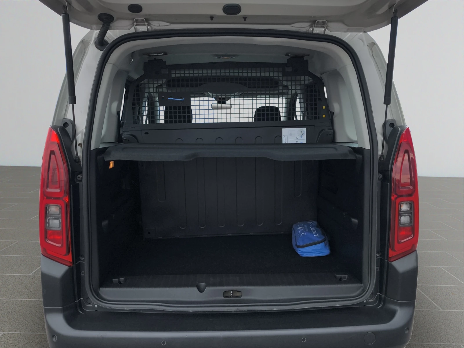 Citroen Berlingo MPV M Feel 1.5 BlueHDI 130 BVM6 S&S E6 N1//2101296, снимка 13 - Автомобили и джипове - 55405460