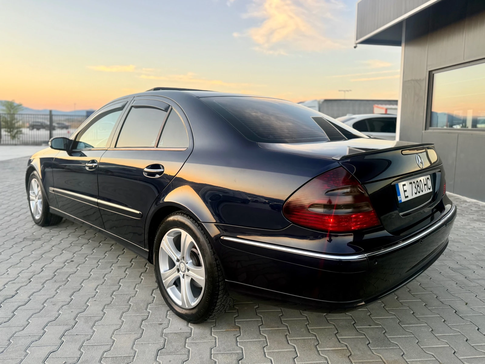Mercedes-Benz E 220 2.2 cdi Собствен лизинг !!!, снимка 7 - Автомобили и джипове - 55839352