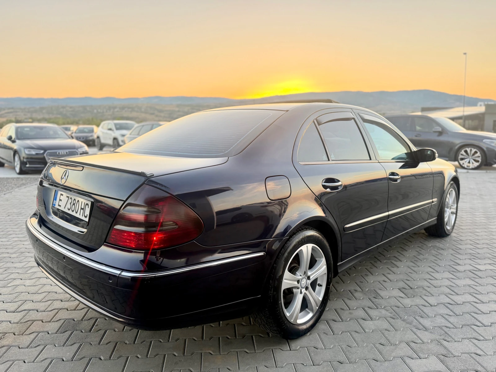 Mercedes-Benz E 220 2.2 cdi Собствен лизинг !!!, снимка 5 - Автомобили и джипове - 55839352