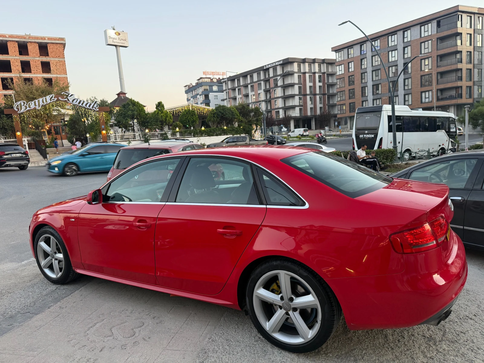 Audi A4 TDİ, снимка 5 - Автомобили и джипове - 56216336