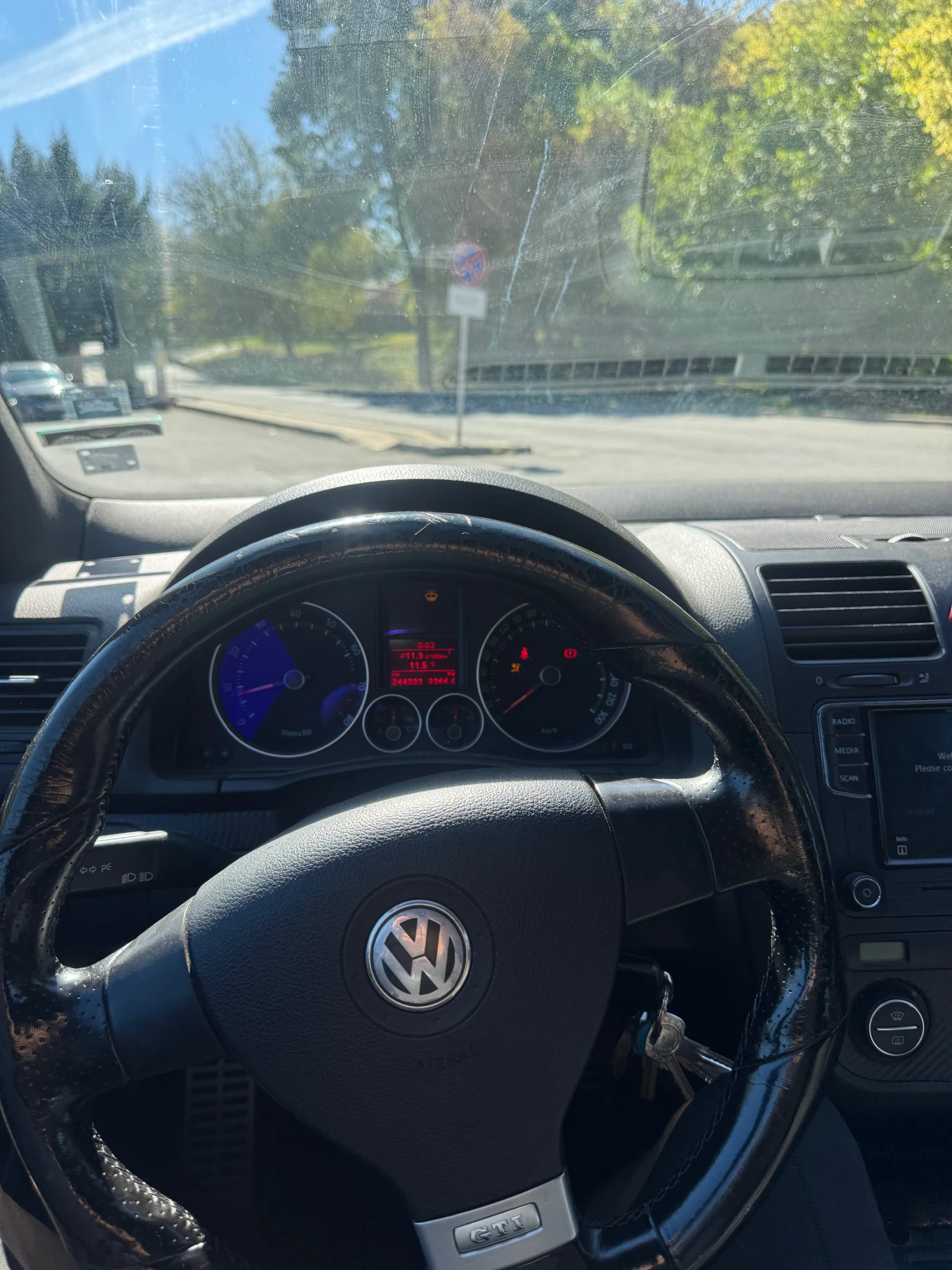 VW Golf, снимка 5 - Автомобили и джипове - 56344950