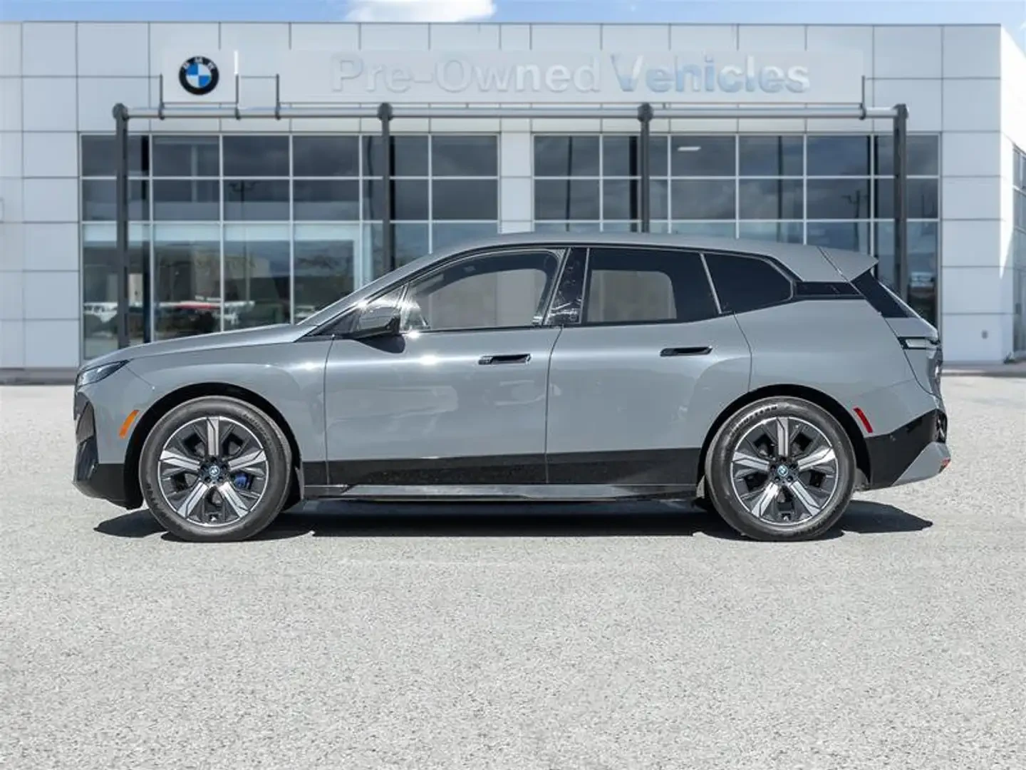 BMW iX Xdrive40 | 360 CAM* HARMON/KARDON* �������*  | Mobile.bg � ����������� 2