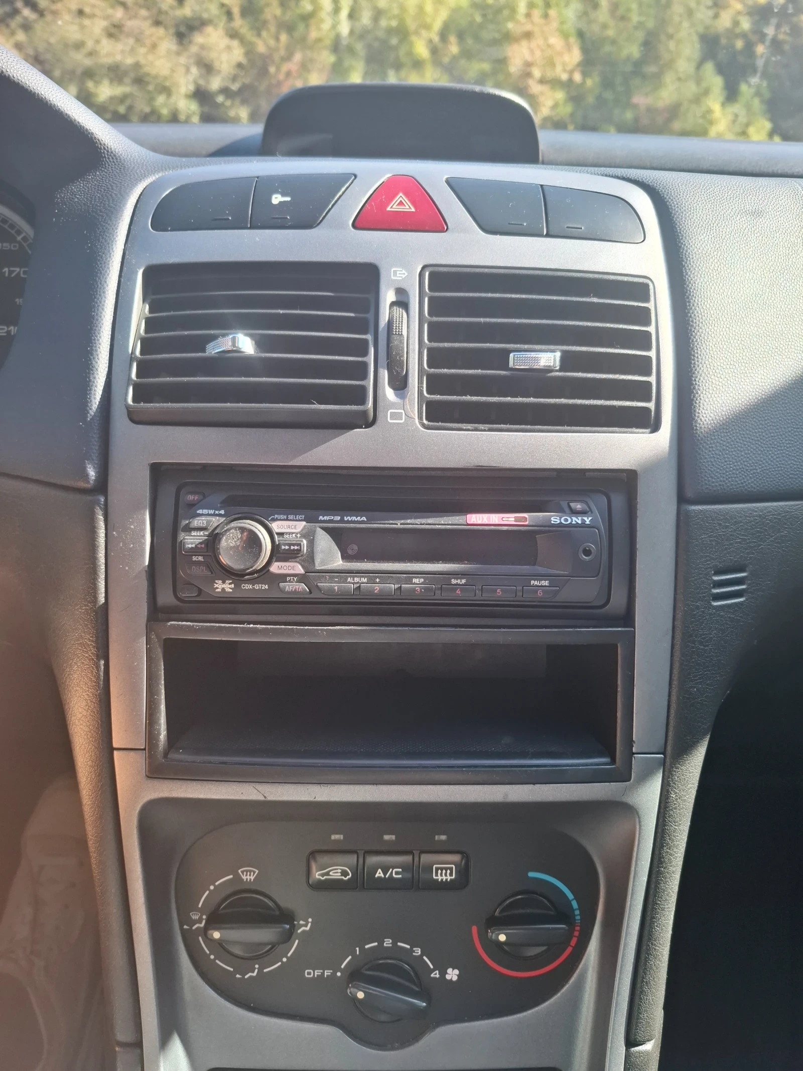 Peugeot 307, снимка 5 - Автомобили и джипове - 56594127