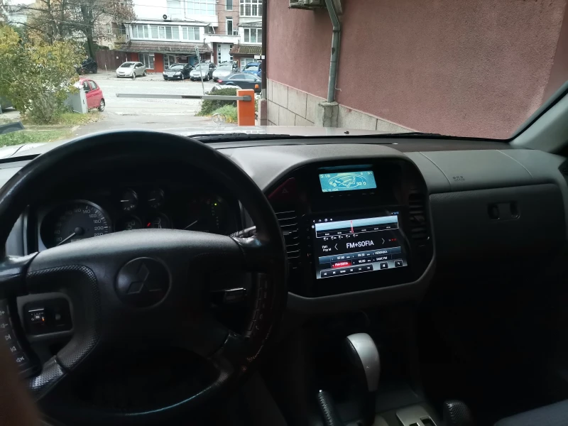 Mitsubishi Pajero 3.5, снимка 9 - Автомобили и джипове - 48085831