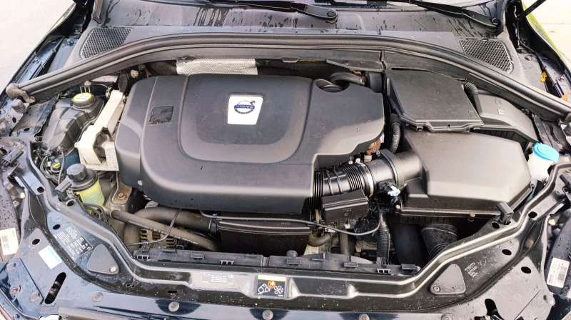 Volvo XC60 2.0 163 kc Нидерландия , снимка 7 - Автомобили и джипове - 52285576