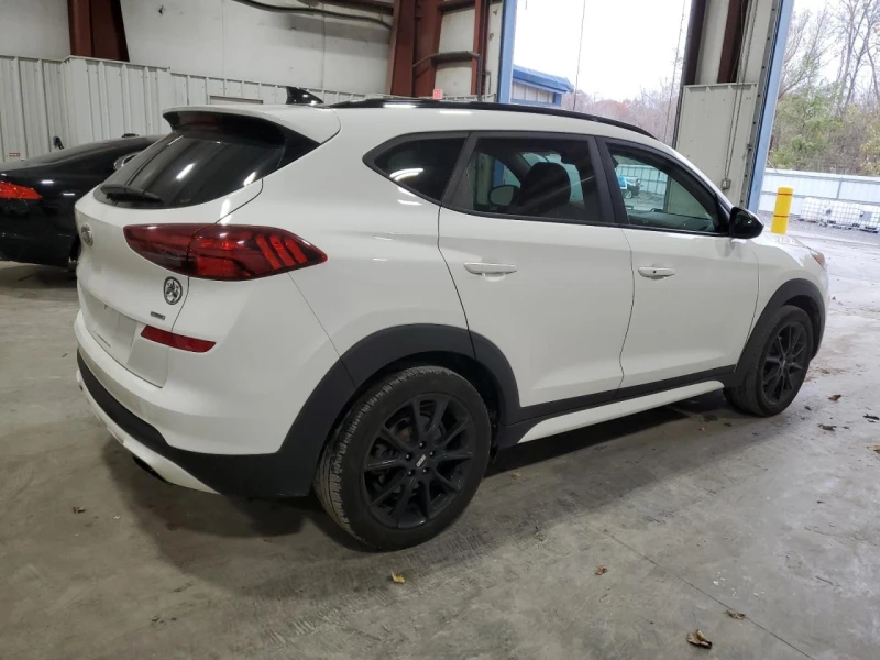 Hyundai Tucson Limited / Full LED / Lane Assist / Keyless / , снимка 4 - Автомобили и джипове - 52430703