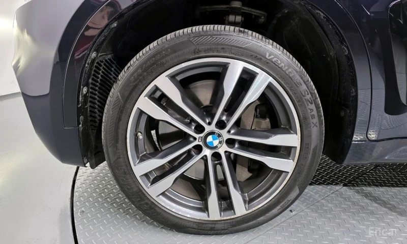 BMW X6, снимка 5 - Автомобили и джипове - 53288006