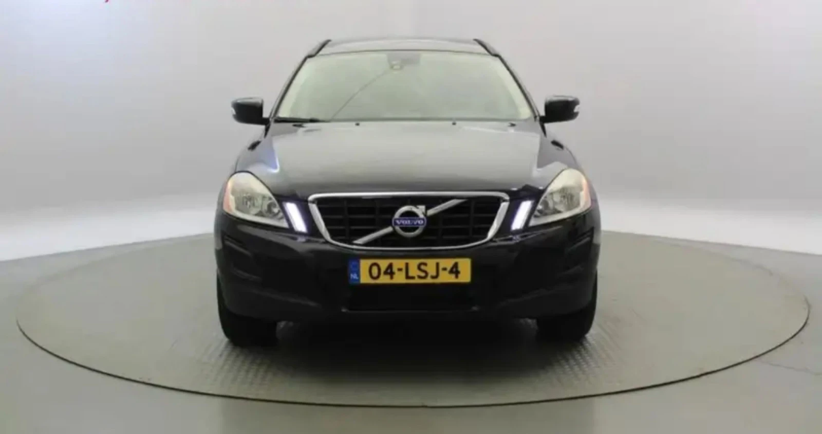 Volvo XC60 2.0 163 kc Нидерландия , снимка 1