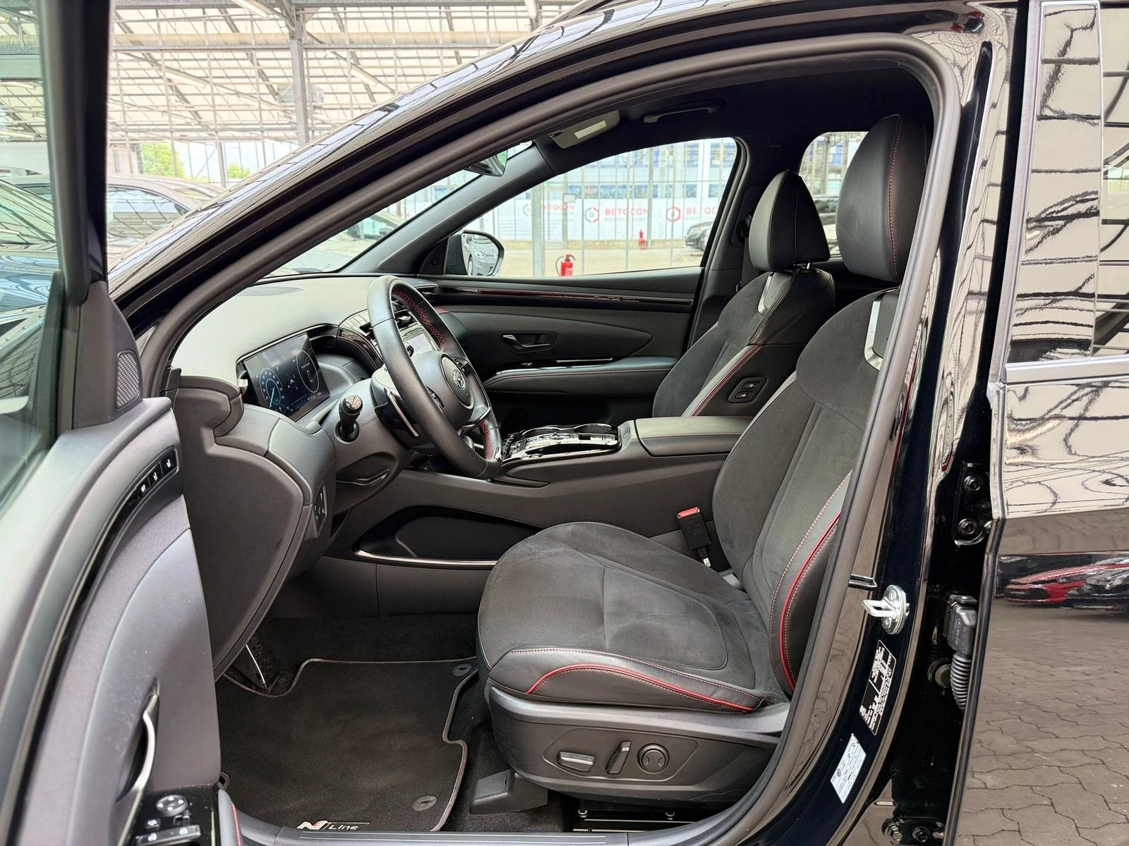 Hyundai Tucson 1.6T/HYBRID/265HP/4X4/CAM/NAVI/N-LINE/LED/E163 - изображение 6