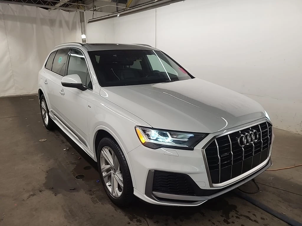 Audi Q7 * KOMFORT * CARFAX * БЕЗ ПЪРВОНАЧАЛНА ВНОСКА - изображение 2