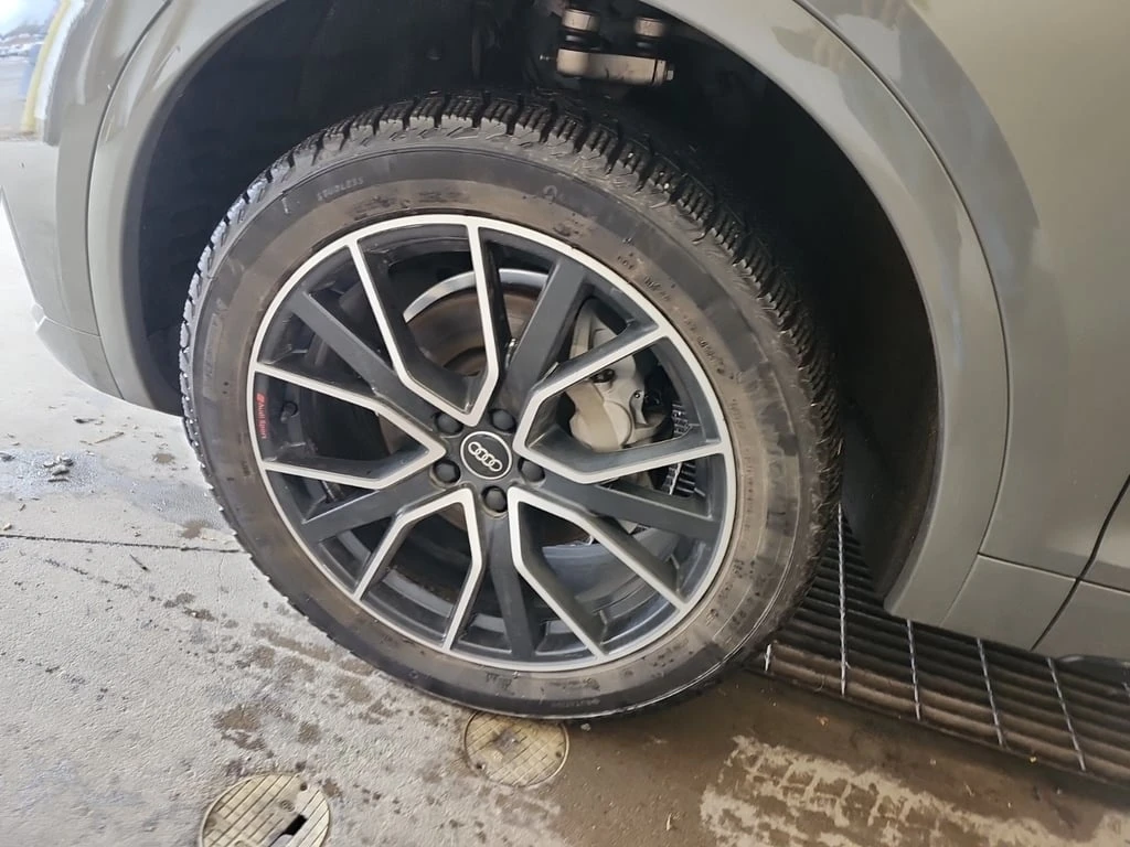 Audi Q5 * TECHNIK * CARFAX * ЦЕНА ДО БЪЛГАРИЯ - изображение 8