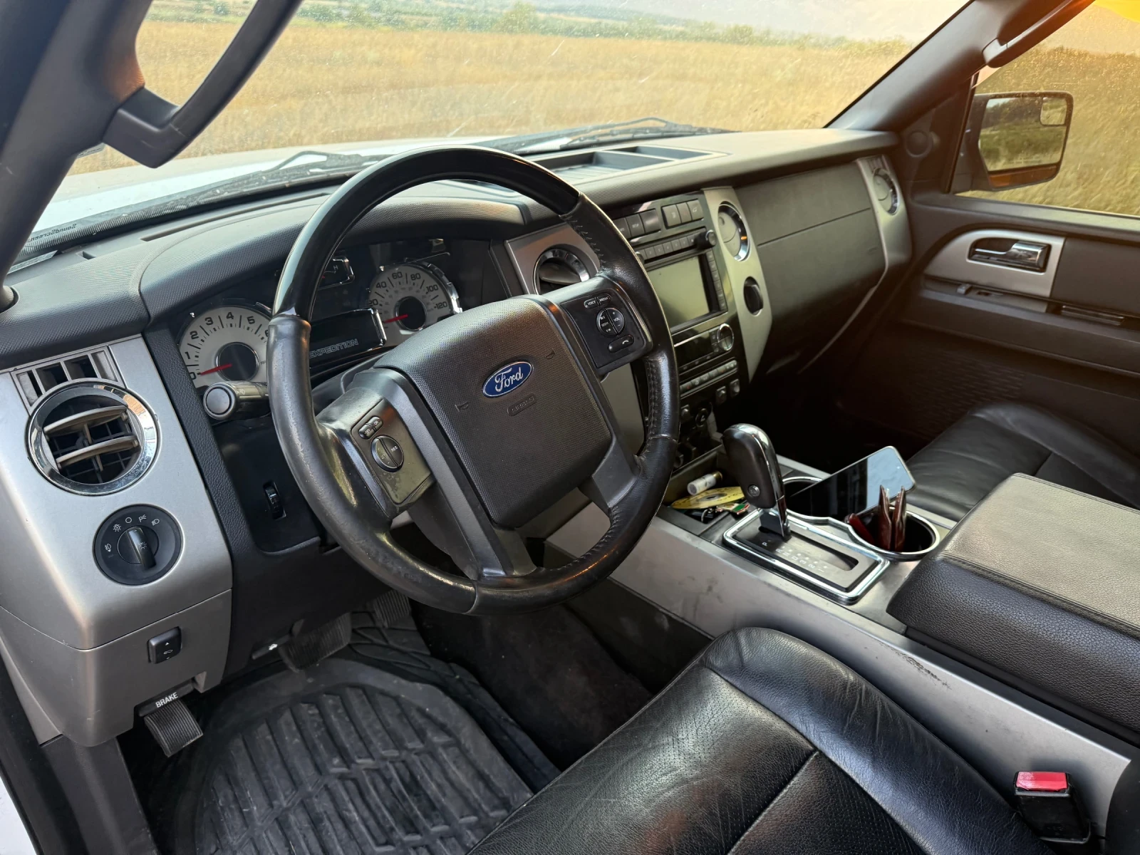 Ford Expedition  - изображение 6