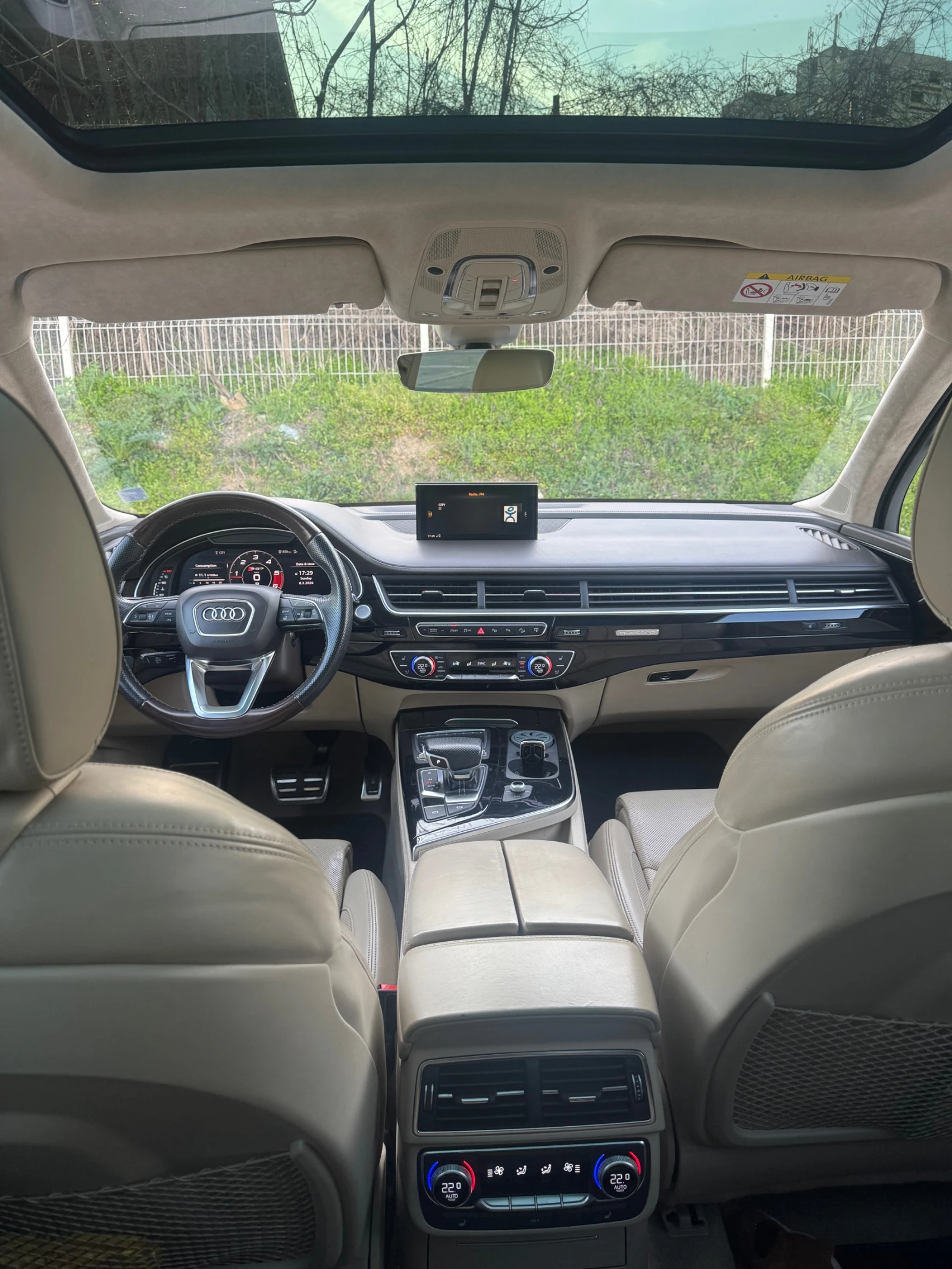 Audi SQ7, снимка 5 - Автомобили и джипове - 53758704