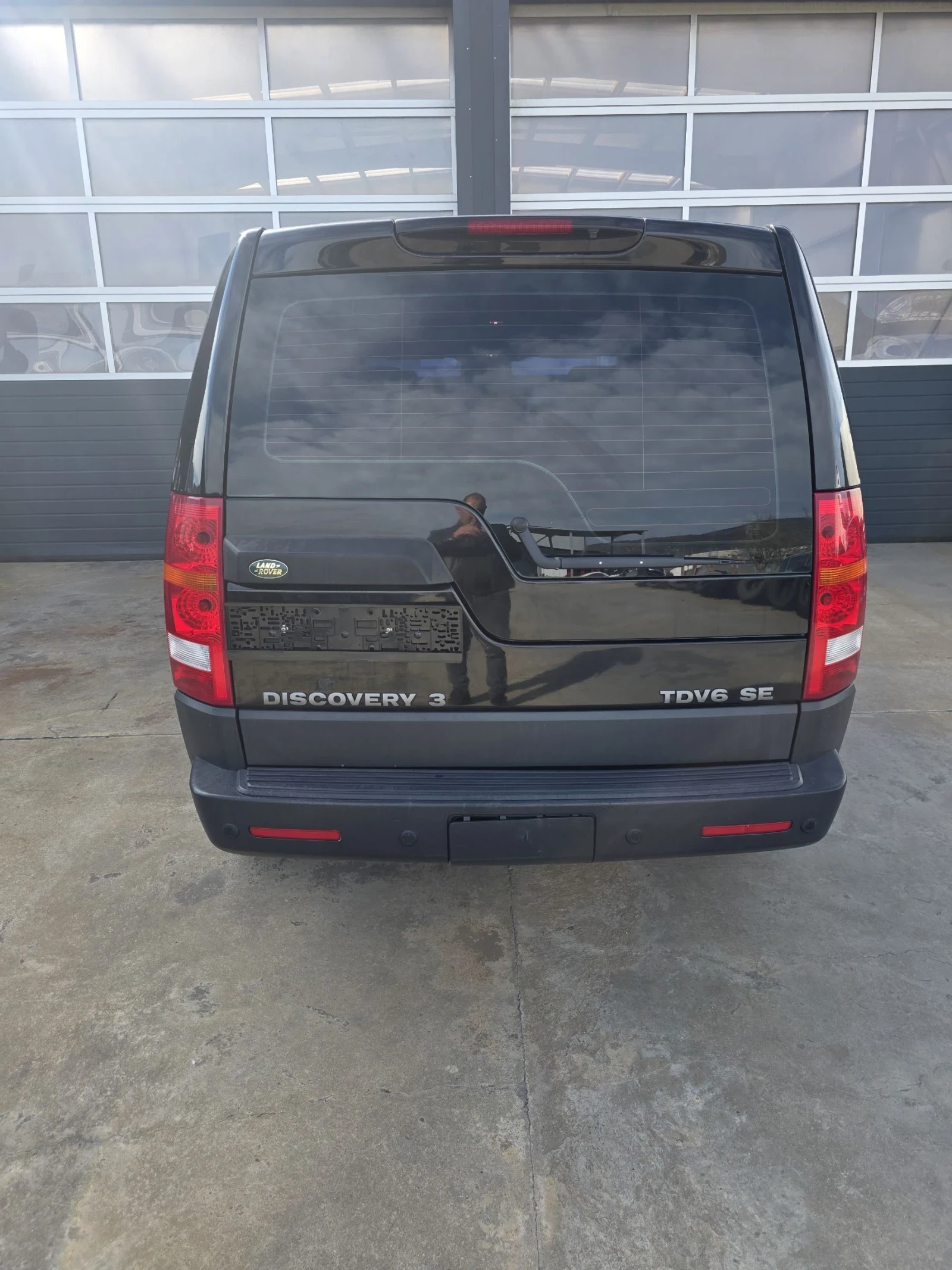 Land Rover Discovery, снимка 9 - Автомобили и джипове - 54128255