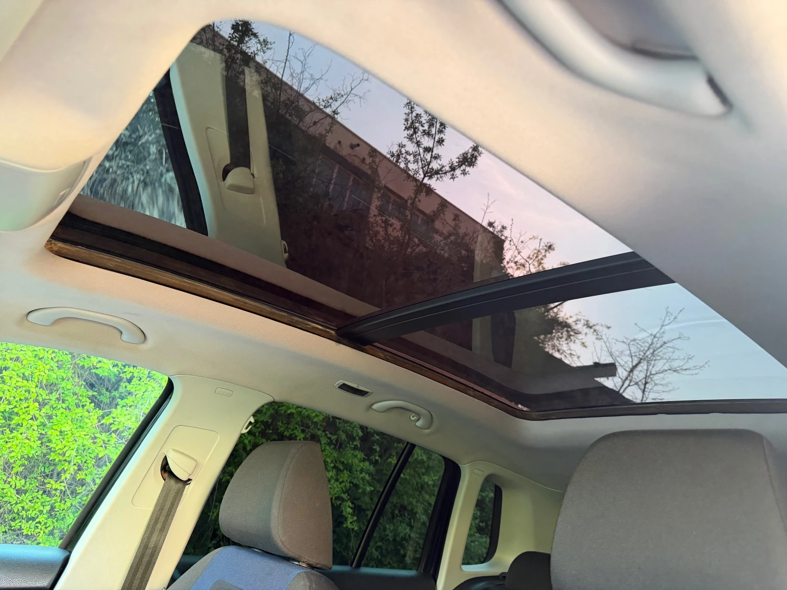 VW Tiguan CBA, снимка 15 - Автомобили и джипове - 54248579