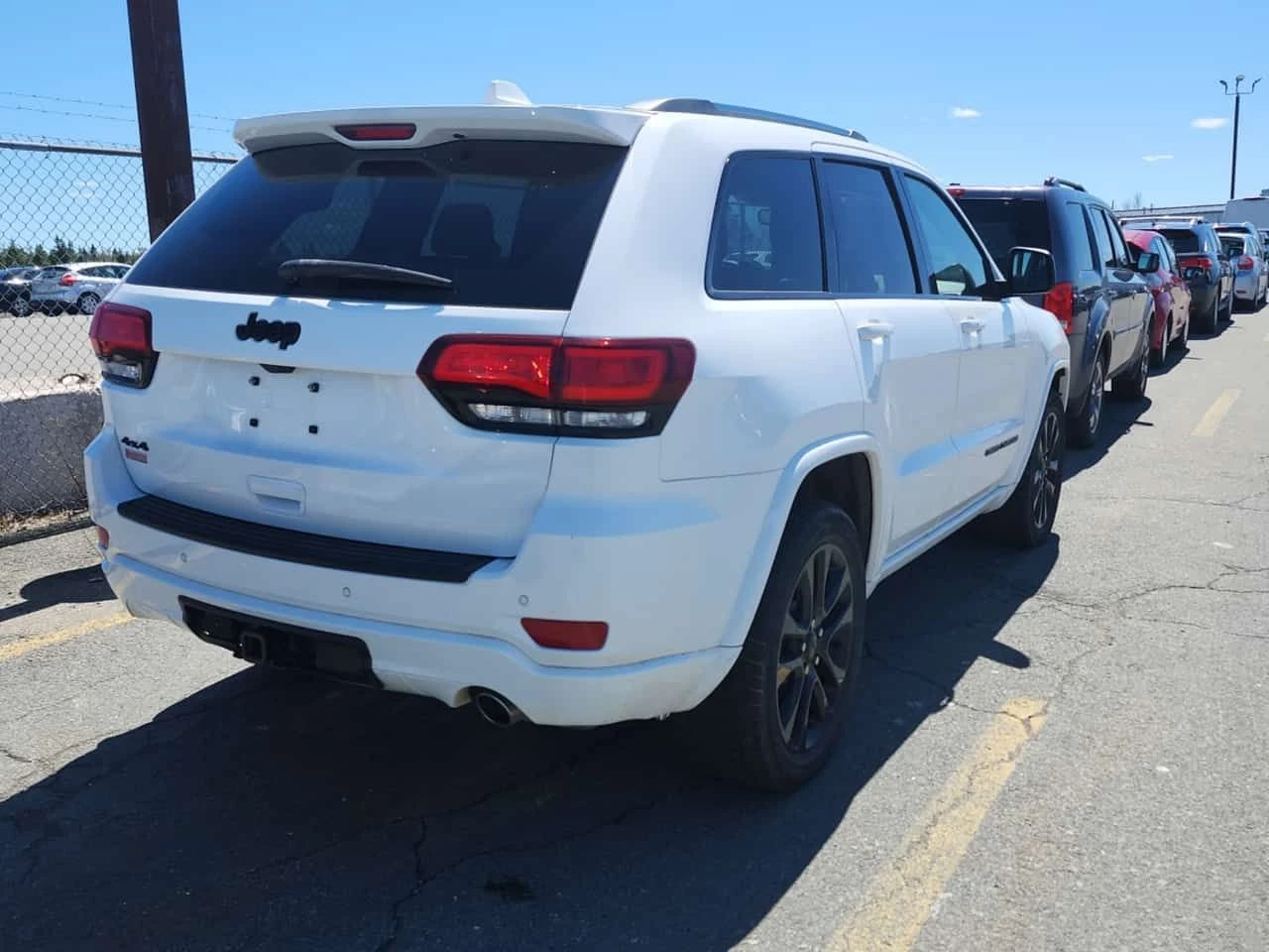 Jeep Grand cherokee ALTITUDE IV| PANORAMA| ПОДГРЕВИ| CARFAX| , снимка 3 - Автомобили и джипове - 54593369