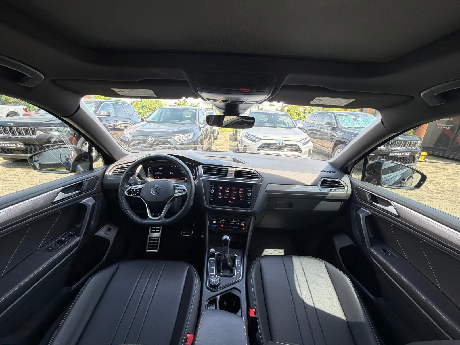 VW Tiguan Allspace 2.0 TSI R-line 4motion, снимка 13 - Автомобили и джипове - 54669075