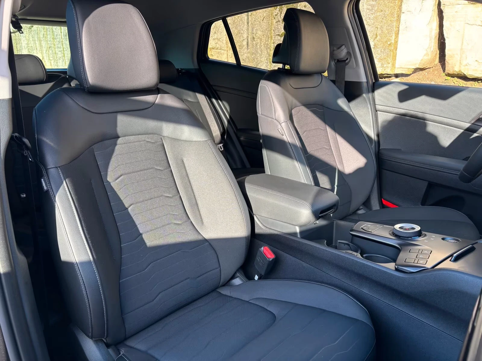Kia Sportage НОВ!/1.6HEV/239HP/VISION/CAM/NAVI/LED/KLESS/383q, снимка 10 - Автомобили и джипове - 54820092