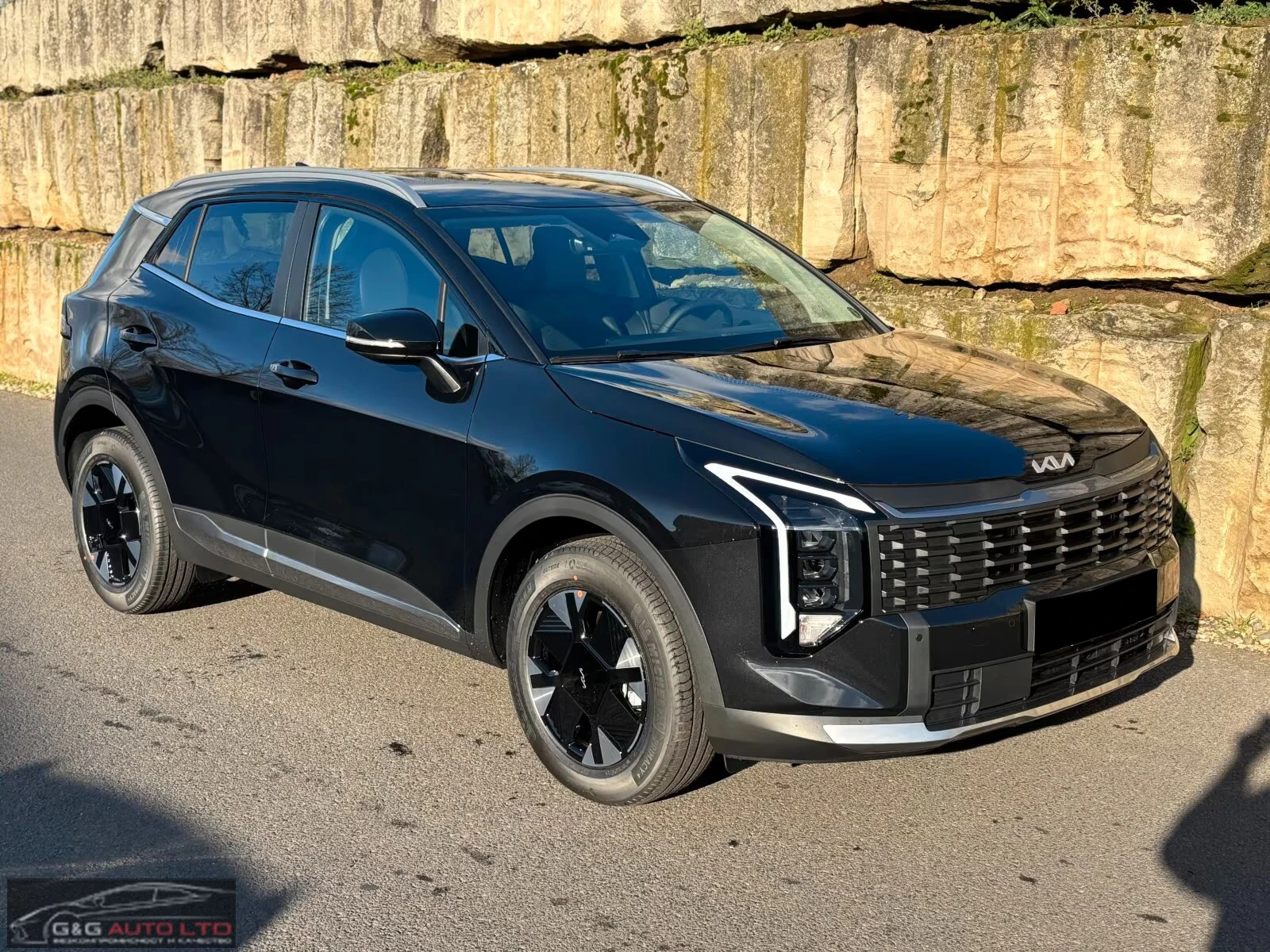 Kia Sportage НОВ!/1.6HEV/239HP/VISION/CAM/NAVI/LED/KLESS/383q