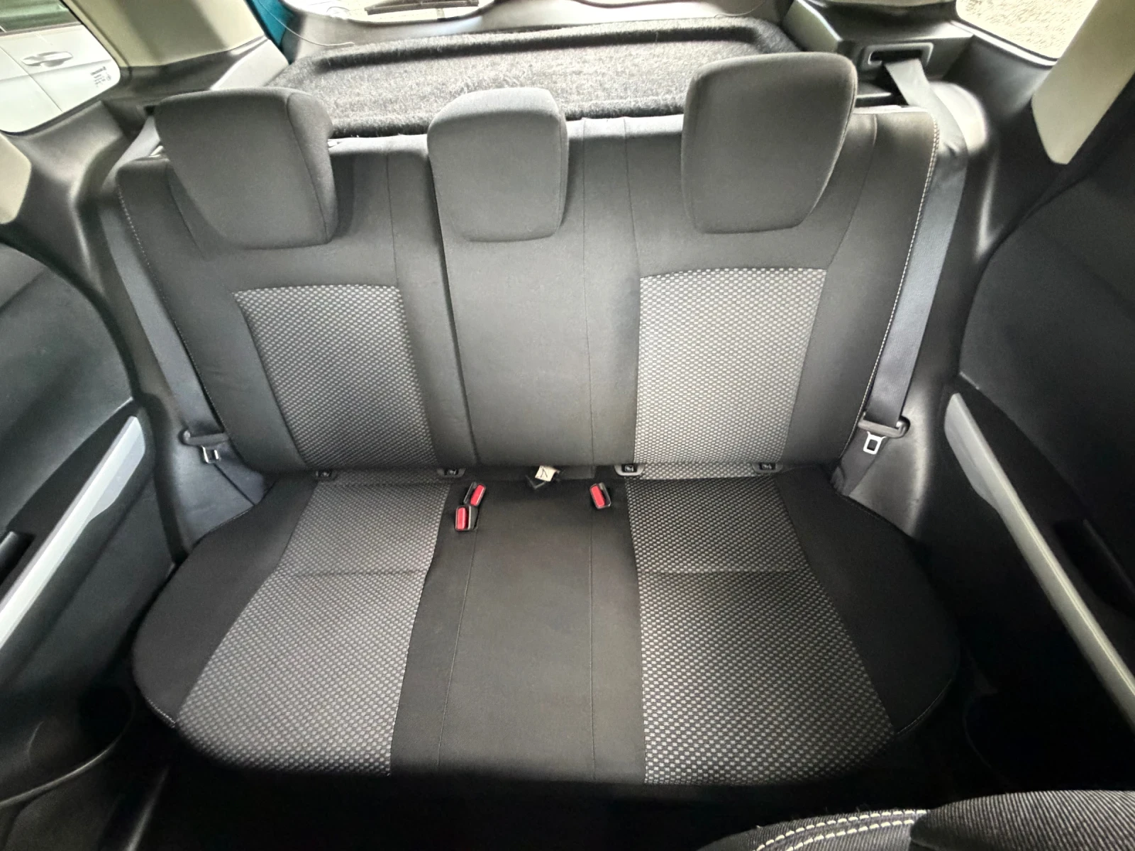Suzuki Vitara 1.6* REALNI KM* CAR PLAY* , снимка 9 - Автомобили и джипове - 55322492