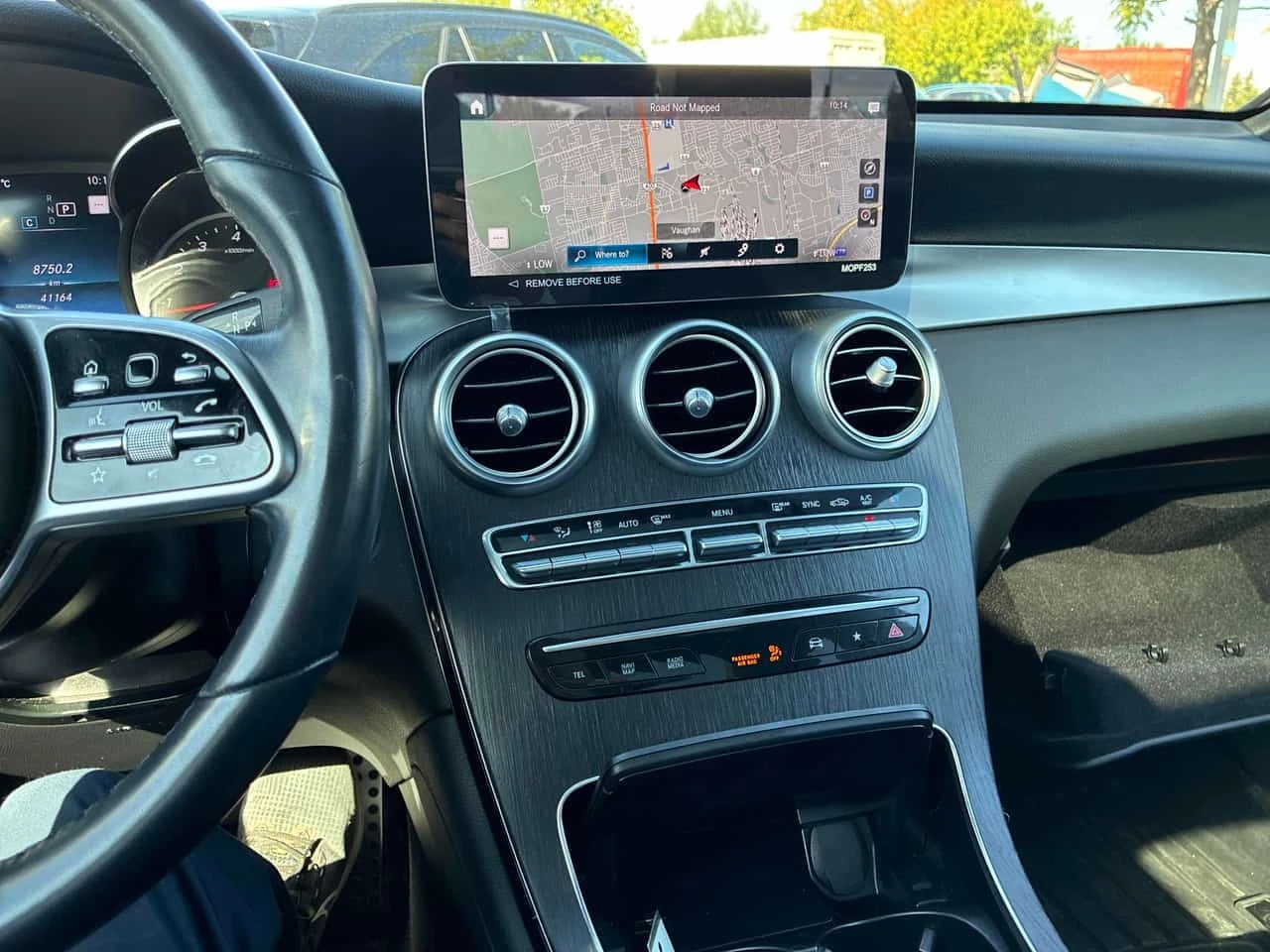 Mercedes-Benz GLC 300  * CARFAX * БЕЗ ПЪРВОНАЧАЛНА ВНОСКА, снимка 9 - Автомобили и джипове - 56243974