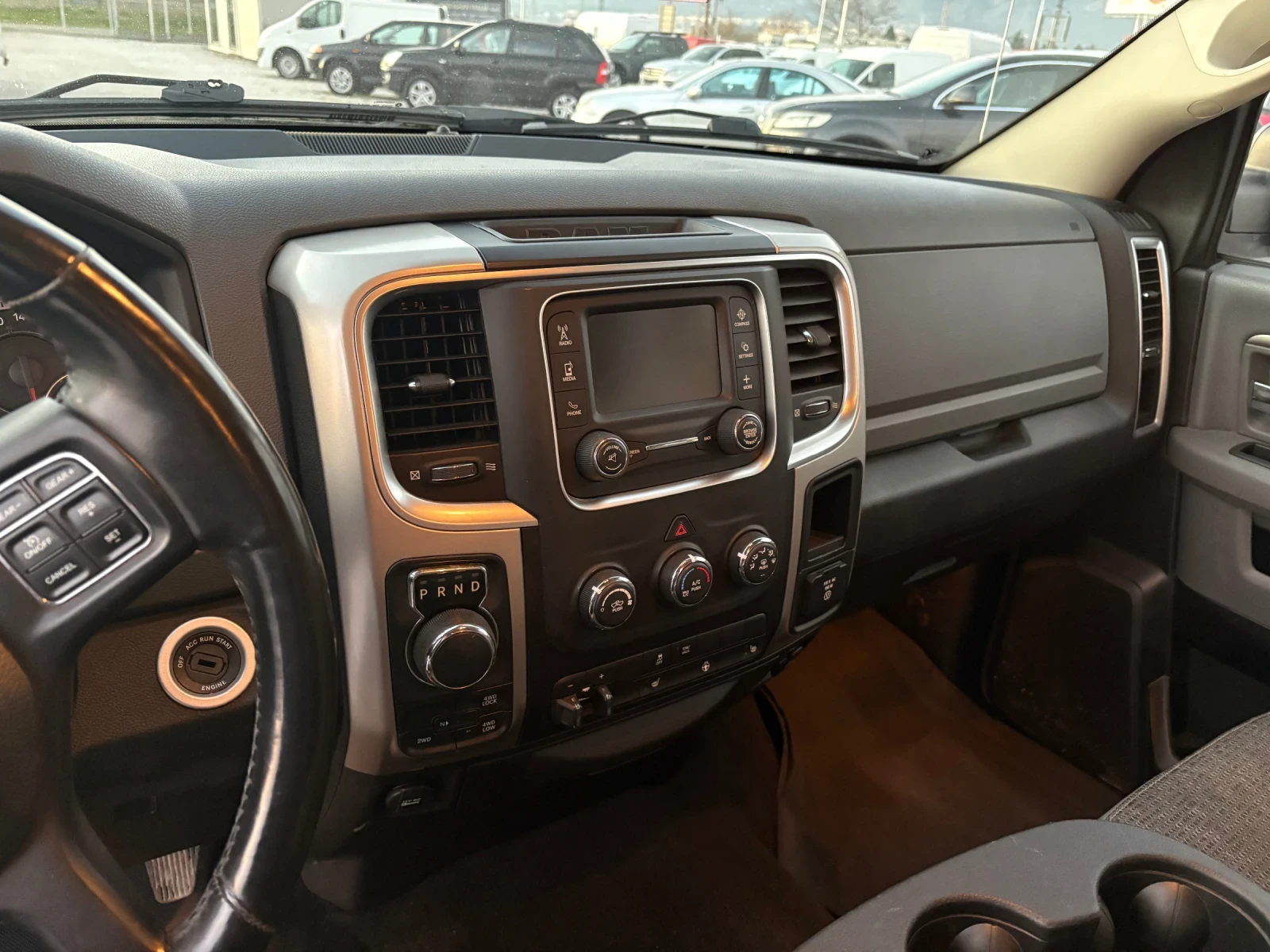 Dodge Ram 1500, снимка 8 - Автомобили и джипове - 56343526