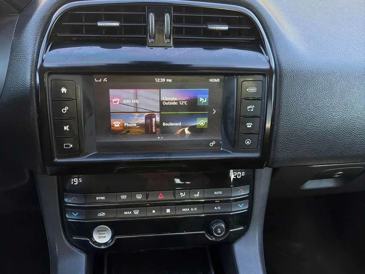 Jaguar F-PACE, снимка 9 - Автомобили и джипове - 56713228