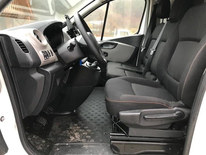 Renault Trafic 1, 6tdi.120k.EVRO 6., снимка 12 - Бусове и автобуси - 48181213