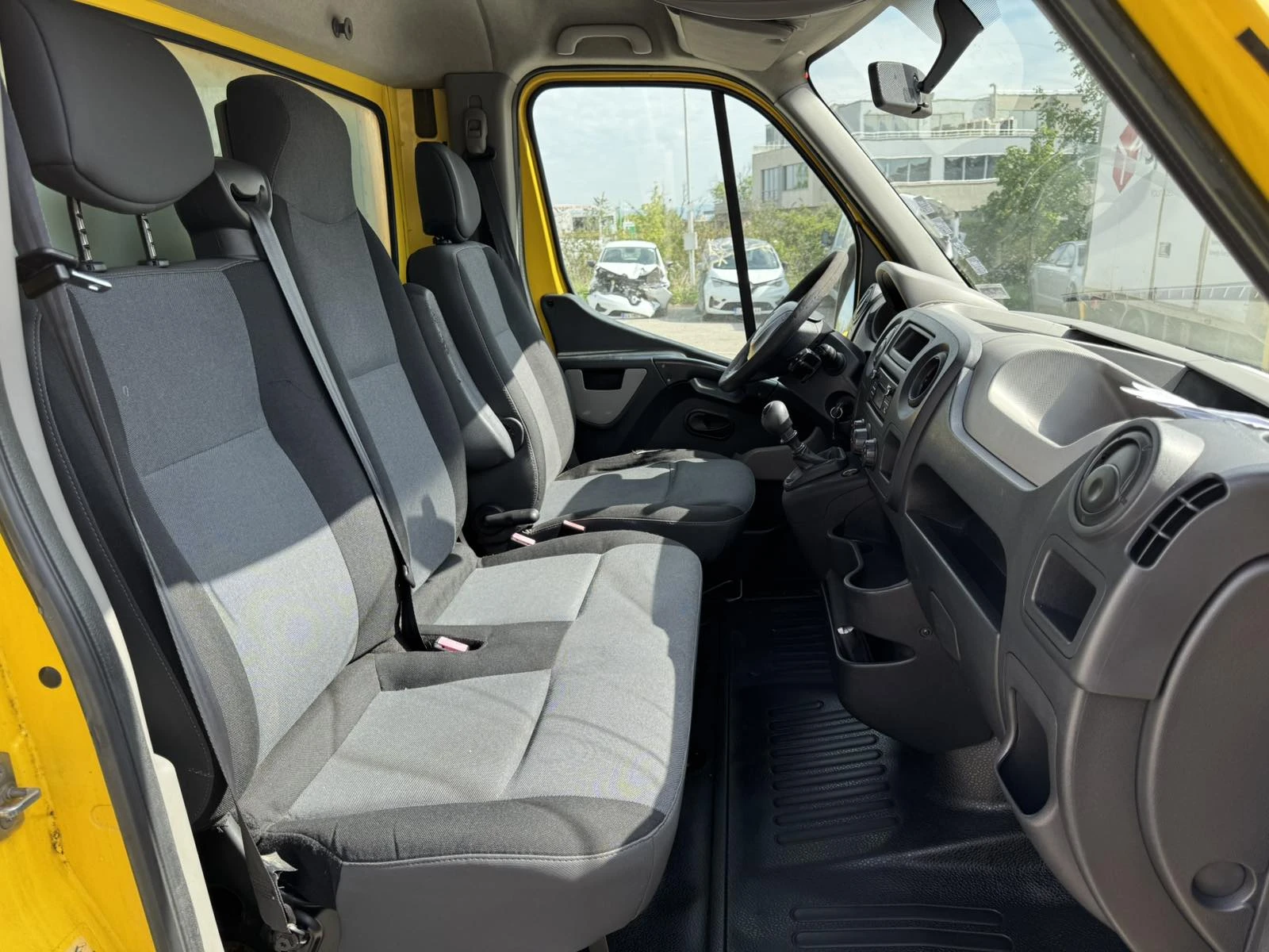 Renault Master 2.3DCI - изображение 10