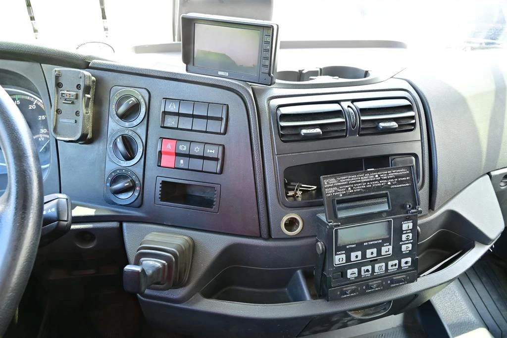 Mercedes-Benz Atego 1224 E6 Supra 850MT  Bi-Temp. Борд, снимка 14 - Камиони - 54972308
