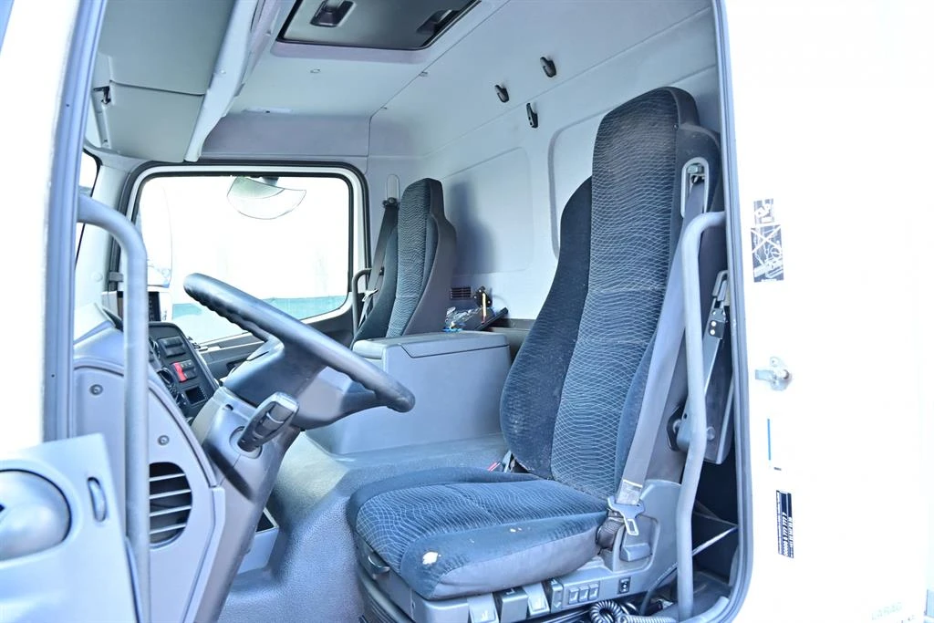 Mercedes-Benz Atego 1224 E6 Supra 850MT  Bi-Temp. Борд, снимка 11 - Камиони - 54972308