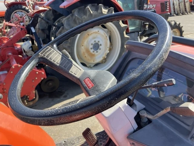 Трактор Kubota ВНОС 31.05.2026, снимка 3 - Селскостопанска техника - 54624309