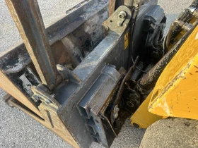 Мини челни товарачи GEHL R105 Skid Steer Loader, снимка 9