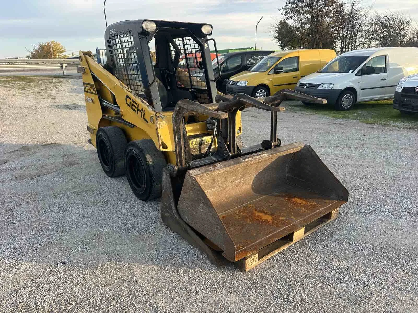 Мини челни товарачи GEHL R105 Skid Steer Loader - изображение 5