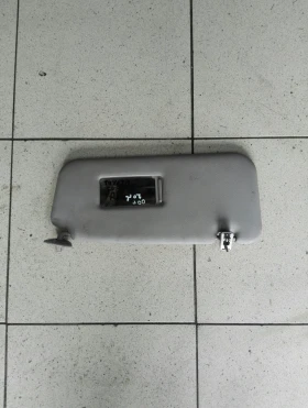 Сенник десен Тойота Корола