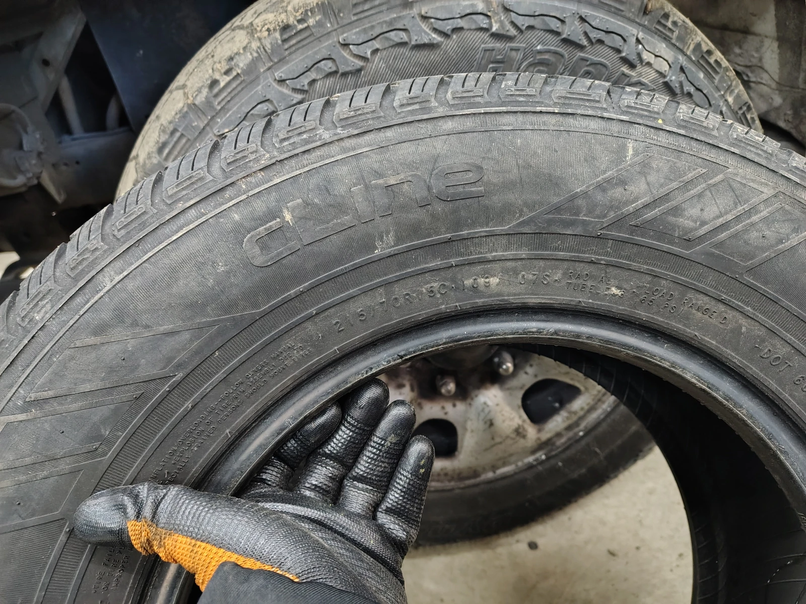 ���� 215/70R15 | Mobile.bg � ����������� 4