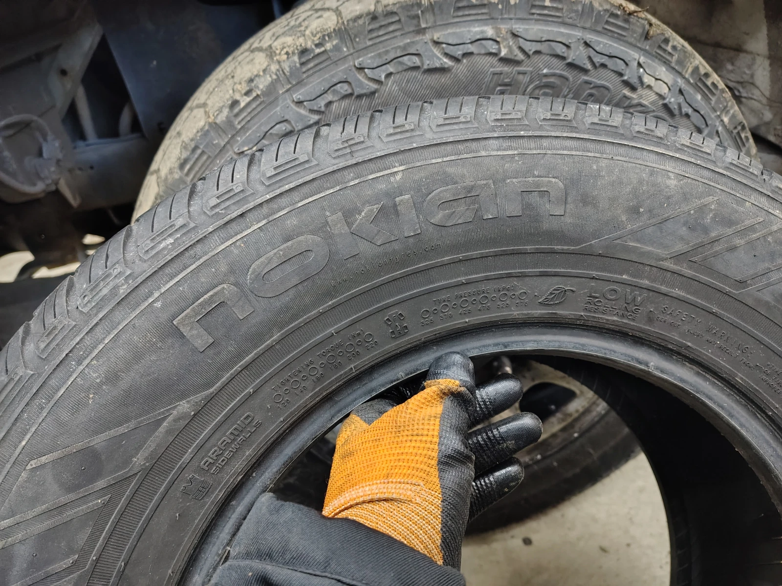 ���� 215/70R15 | Mobile.bg � ����������� 3