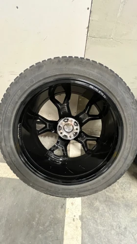 Гуми с джанти Pirelli 305/40R20, снимка 12 - Гуми и джанти - 53695095