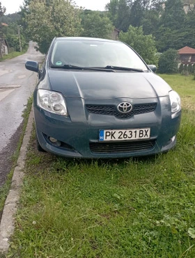 Toyota Auris, снимка 1