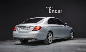 Mercedes-Benz E 220, снимка 2