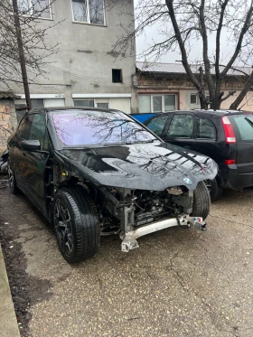 BMW iX  - изображение 1