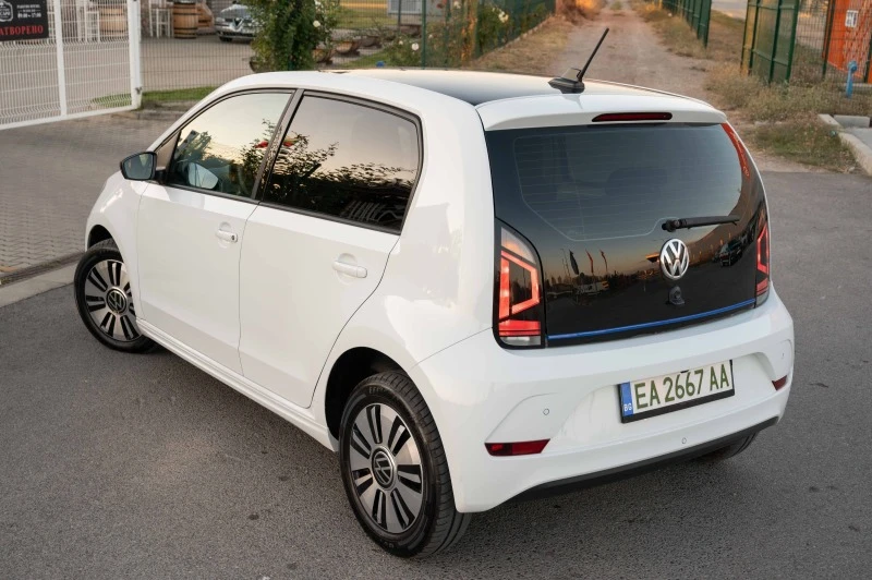 VW Up E-up* 36.8Kwh* StyleКАМЕРА* Подгрев* Lineasist* Ge, снимка 8 - Автомобили и джипове - 43331409