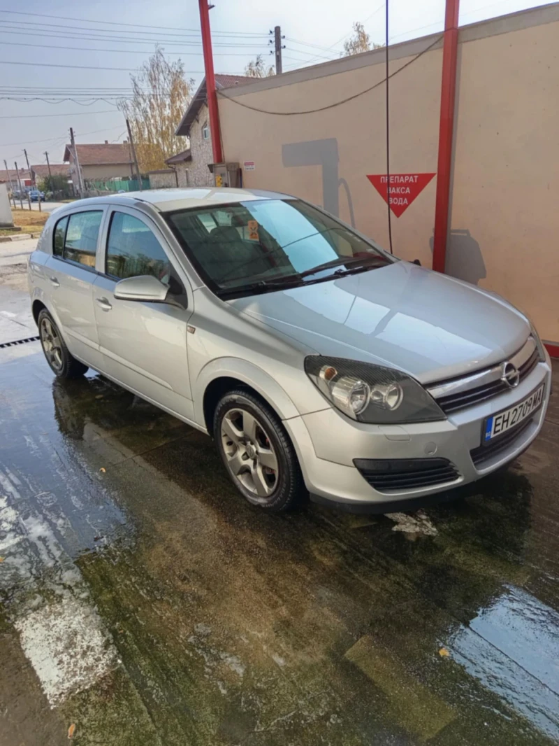 Opel Astra, снимка 1 - Автомобили и джипове - 48813113