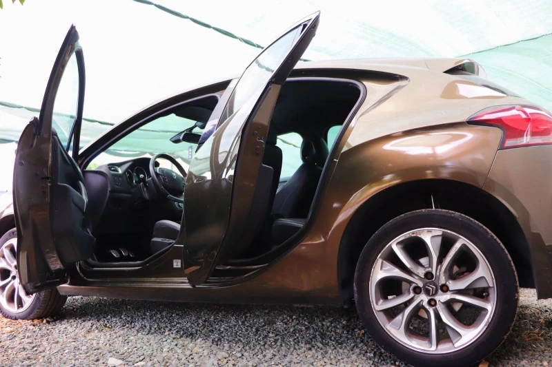 Citroen DS4, снимка 2 - Автомобили и джипове - 52428080