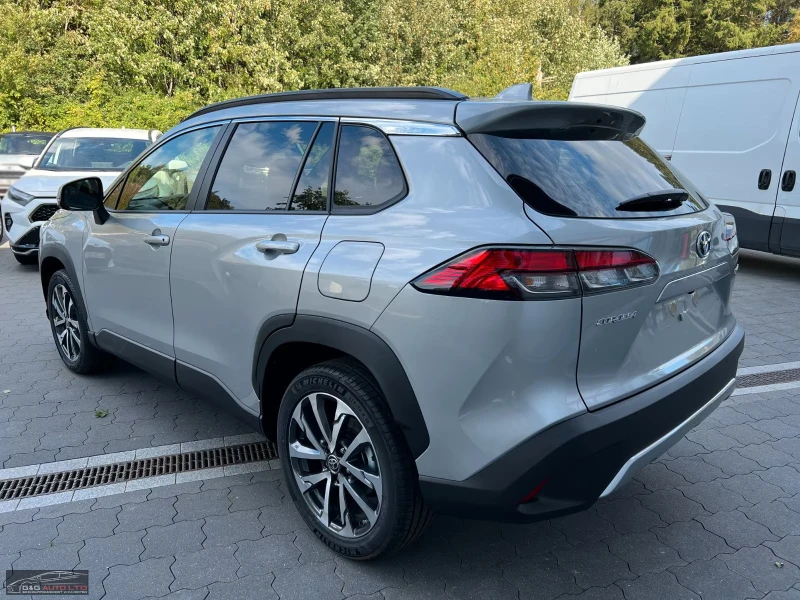 Toyota Corolla Cross 1.8/STYLE/140HP/CAM/ACC/CARPLAY/DIGITAL/KLESS/854f, снимка 4 - Автомобили и джипове - 52165612