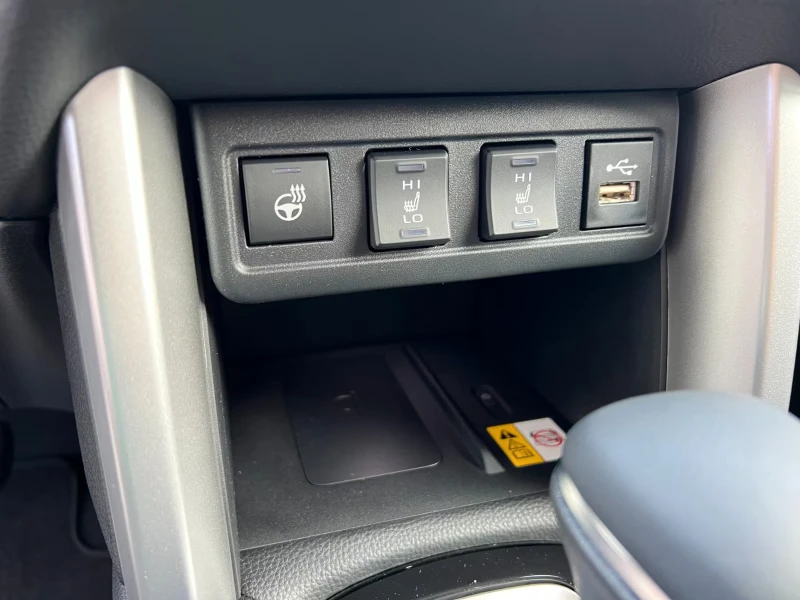 Toyota Corolla Cross 1.8/STYLE/140HP/CAM/ACC/CARPLAY/DIGITAL/KLESS/854f, снимка 13 - Автомобили и джипове - 52165612