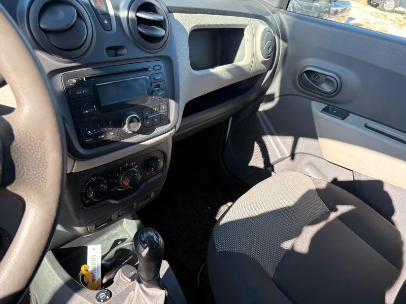 Dacia Dokker 1.6 ГАЗ-бензин, снимка 8 - Автомобили и джипове - 52175790