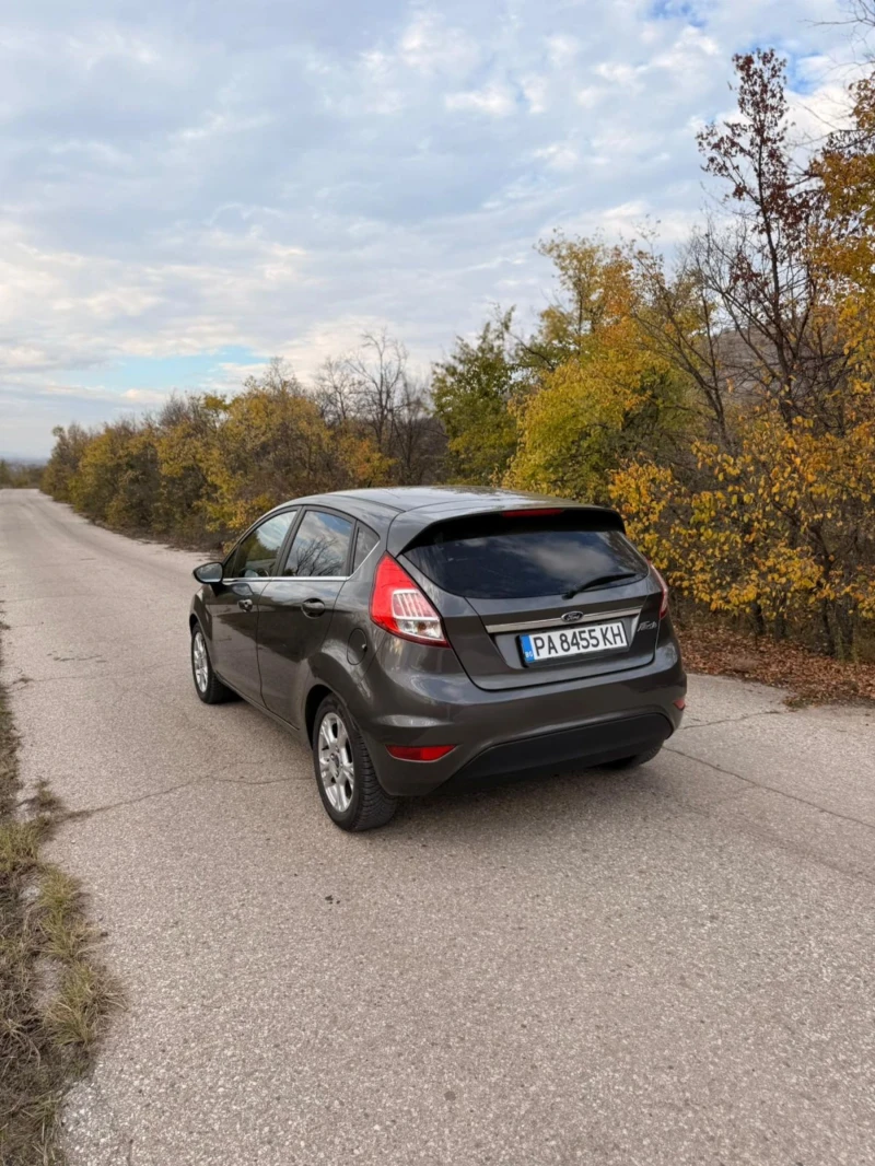Ford Fiesta 1.25 Titanium, снимка 4 - Автомобили и джипове - 52280482