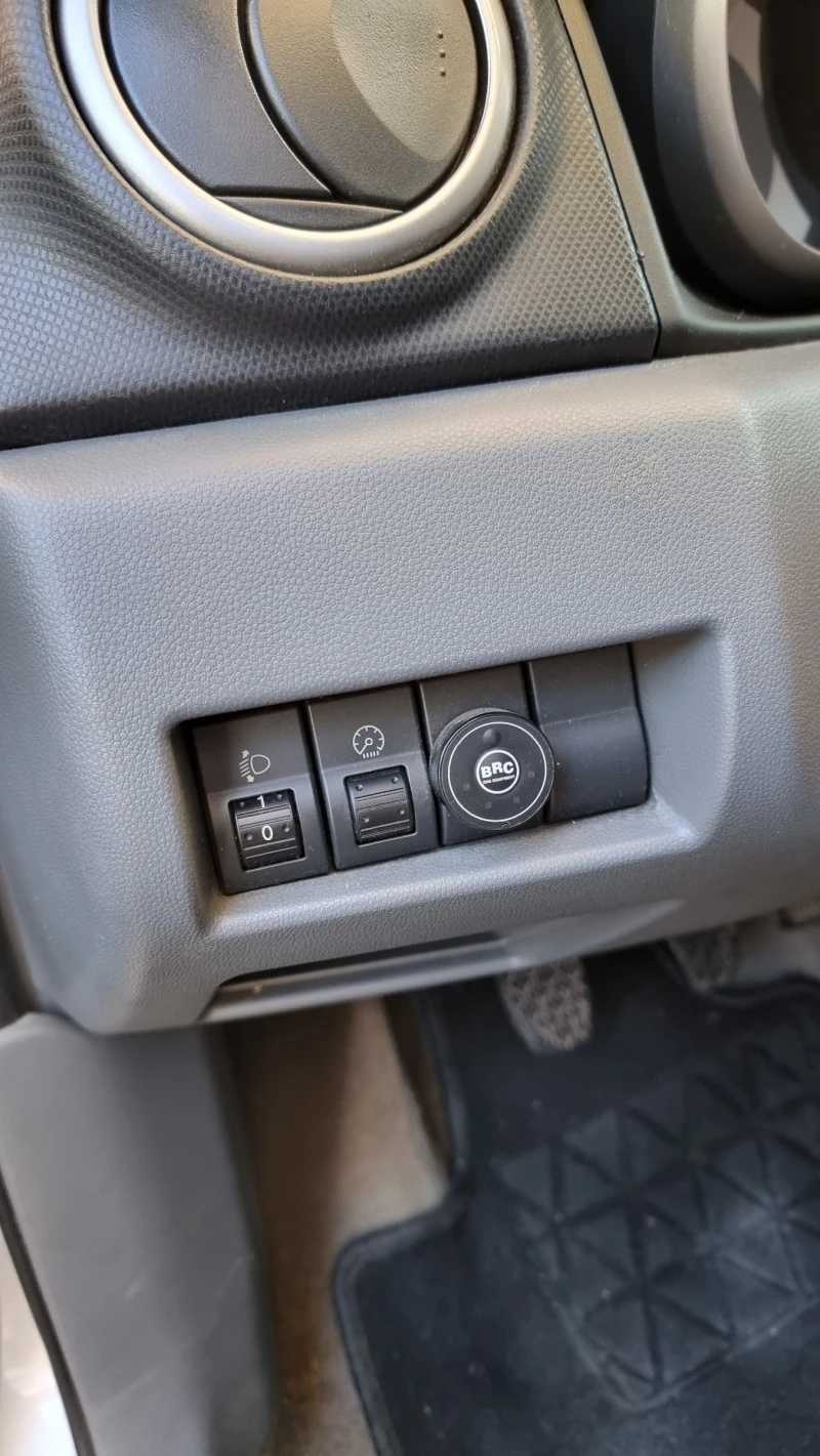 Mazda 3 facelift, снимка 8 - Автомобили и джипове - 52281548