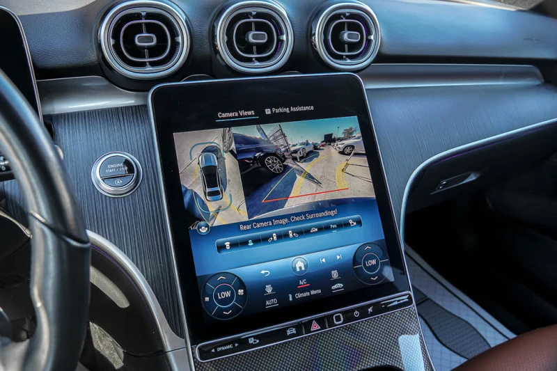 Mercedes-Benz C 300 4Matic* АвтоКредит* (ЦЕНА ДО БГ), снимка 14 - Автомобили и джипове - 52583471